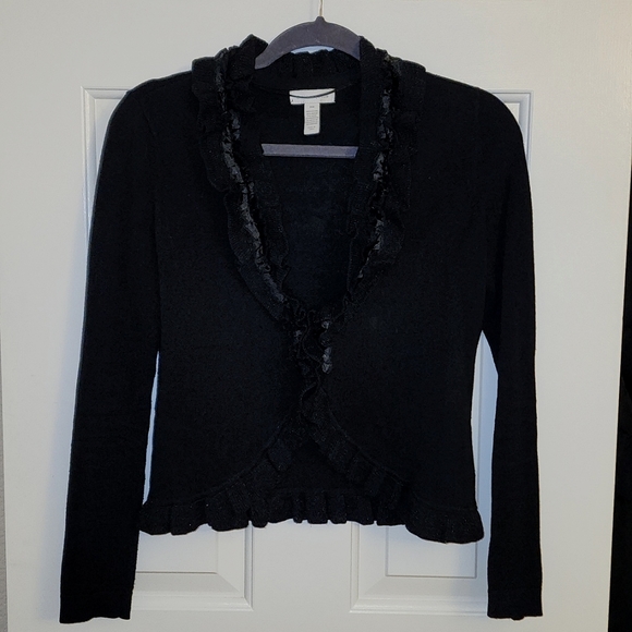 Two Women Knit Cardigans - Picture 6 of 16